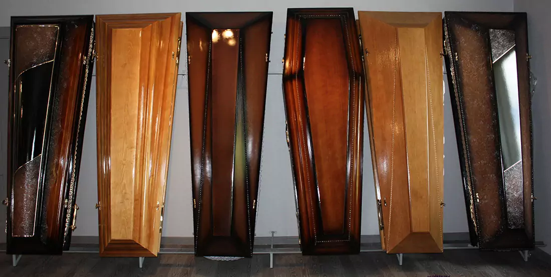 Zārku sortiments dažādās krāsās un materiālos